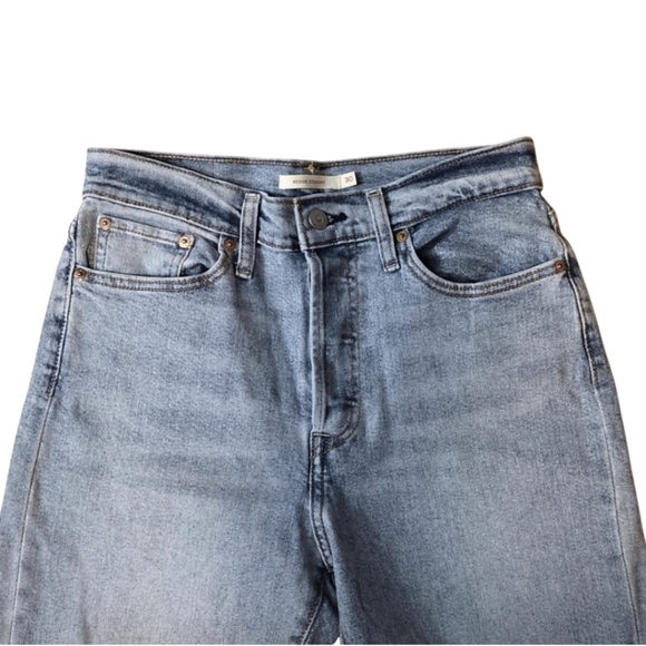 Levi's Wedgie Straight Jeans Size 10/30 - Picture 2 of 7